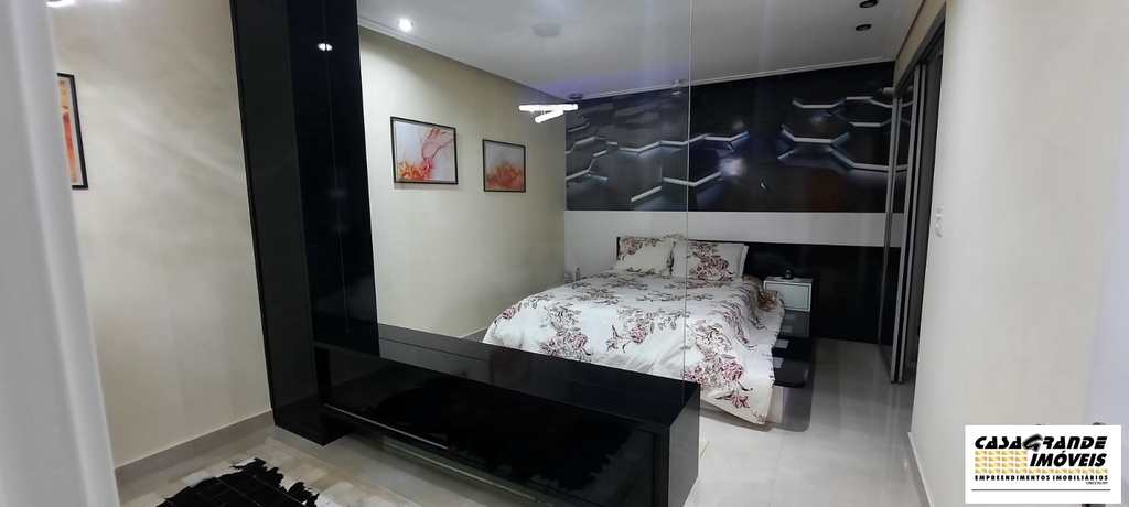 Apartamento em Praia Grande, no bairro Guilhermina