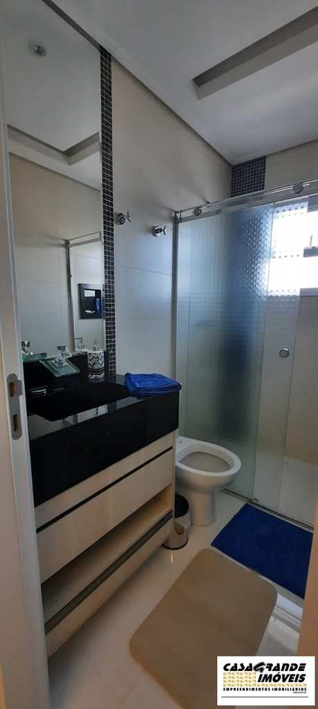 Apartamento em Praia Grande, no bairro Guilhermina