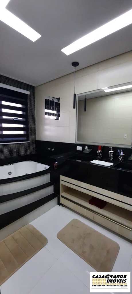 Apartamento em Praia Grande, no bairro Guilhermina