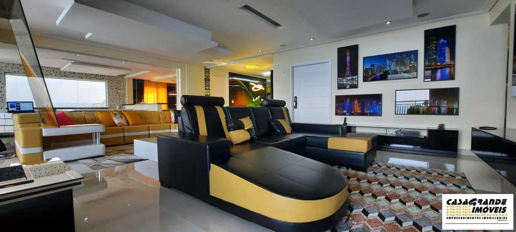 Apartamento em Praia Grande, no bairro Guilhermina