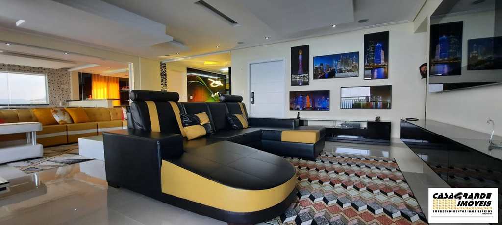 Apartamento em Praia Grande, no bairro Guilhermina