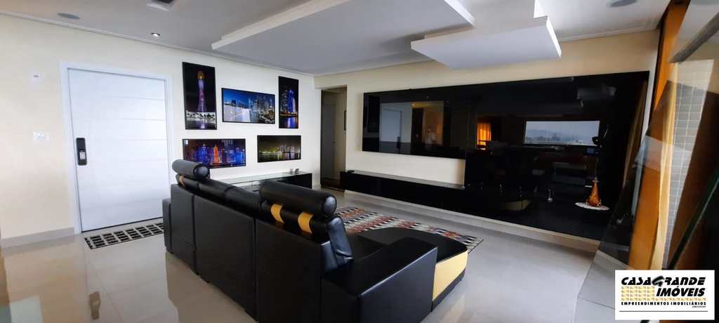 Apartamento em Praia Grande, no bairro Guilhermina