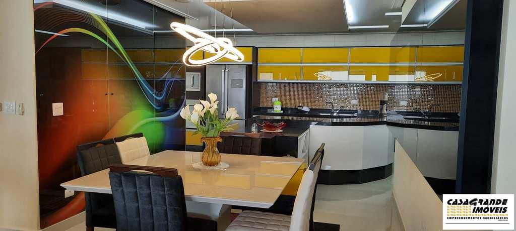 Apartamento em Praia Grande, no bairro Guilhermina