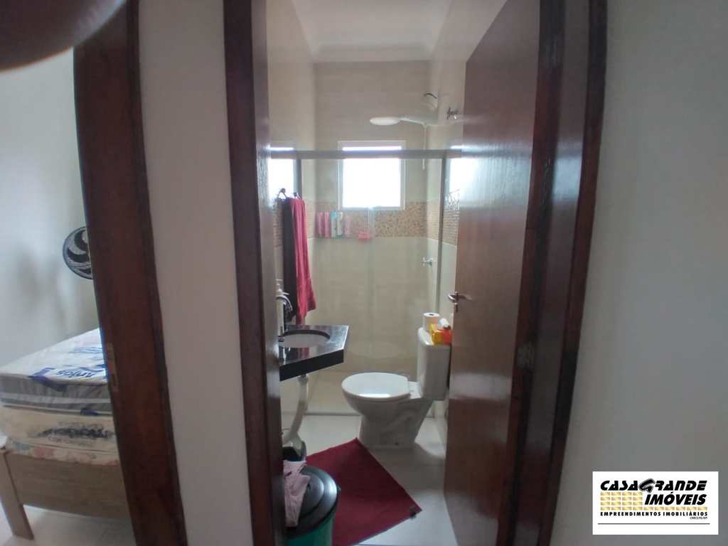Casa de Condomínio em Praia Grande, no bairro Caiçara