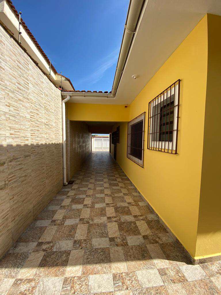 Casa em Itanhaém, no bairro Cibratel II