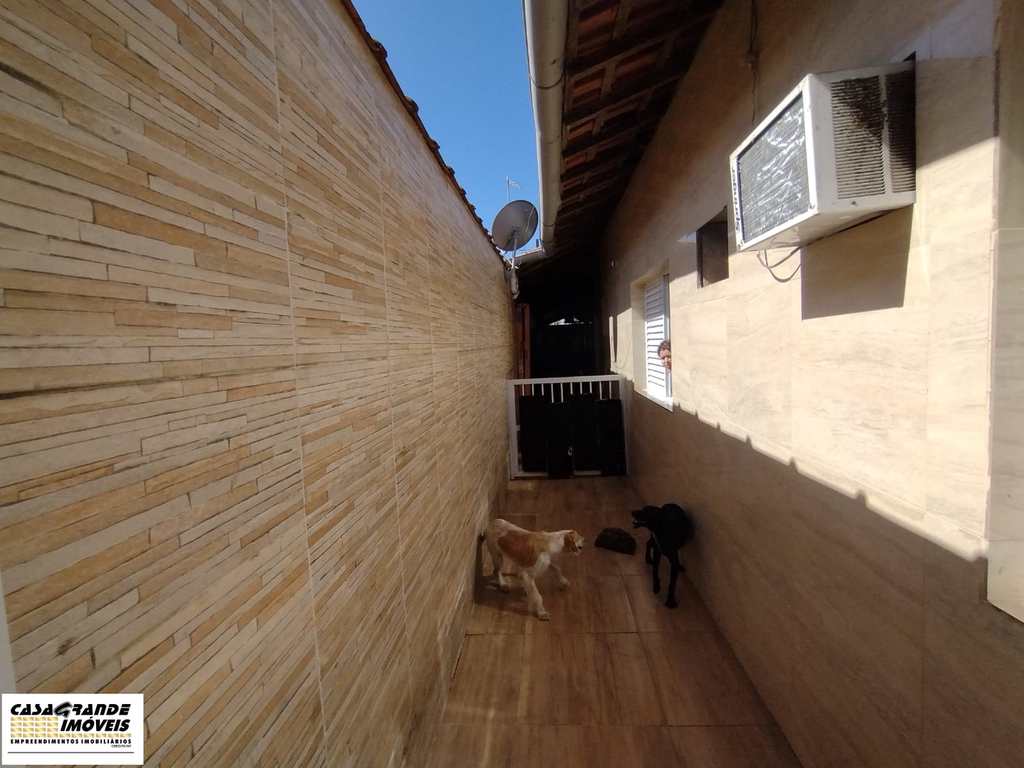 Casa em Praia Grande, no bairro Maracanã