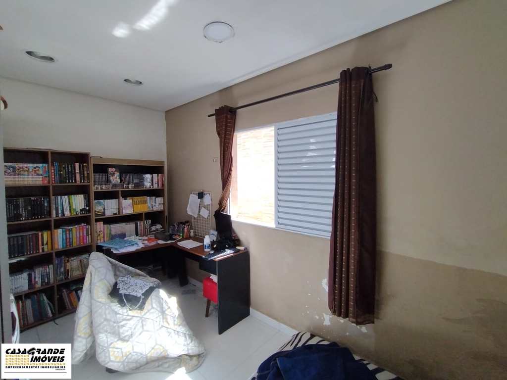 Casa em Praia Grande, no bairro Maracanã