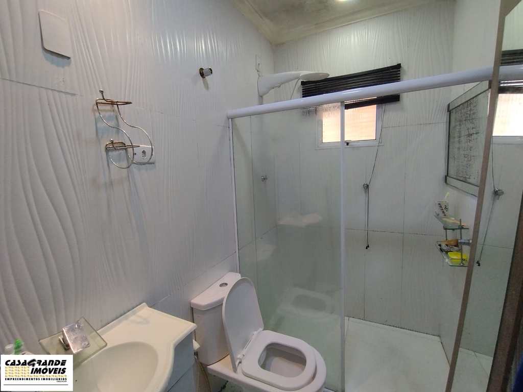 Casa em Praia Grande, no bairro Maracanã
