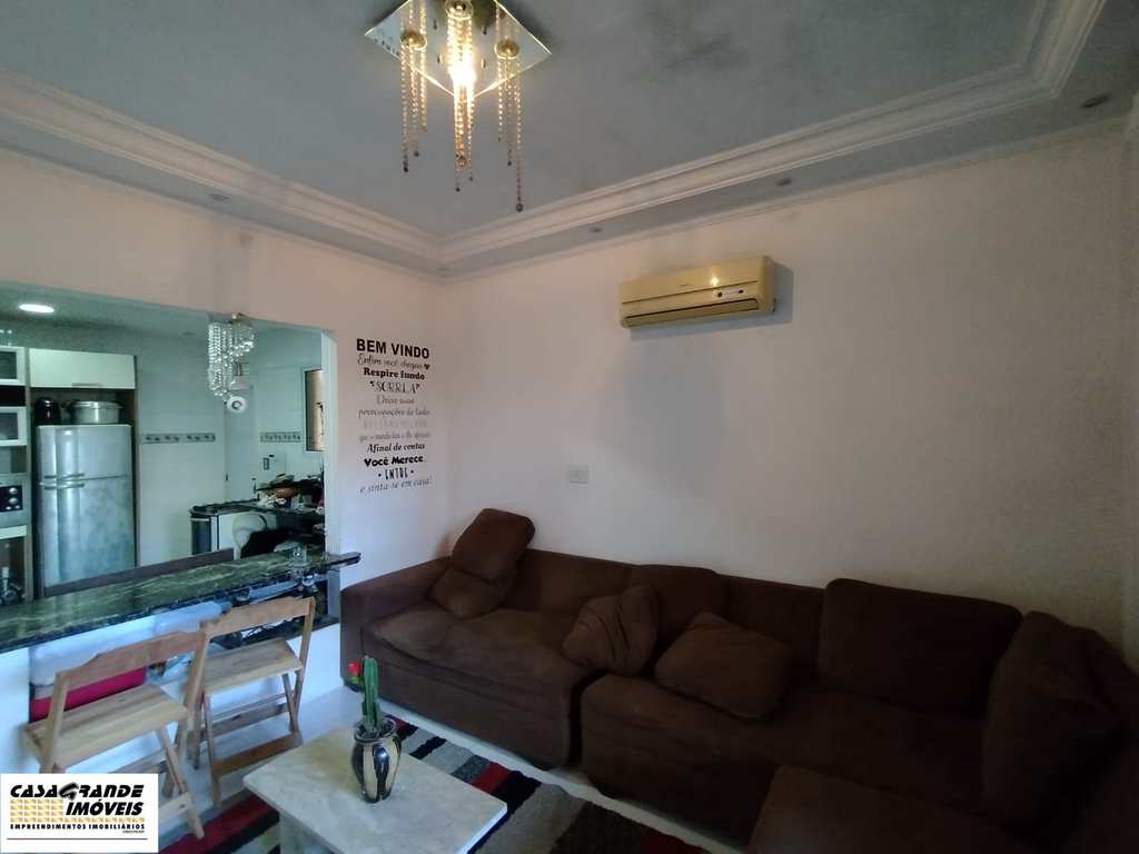 Casa em Praia Grande, no bairro Maracanã