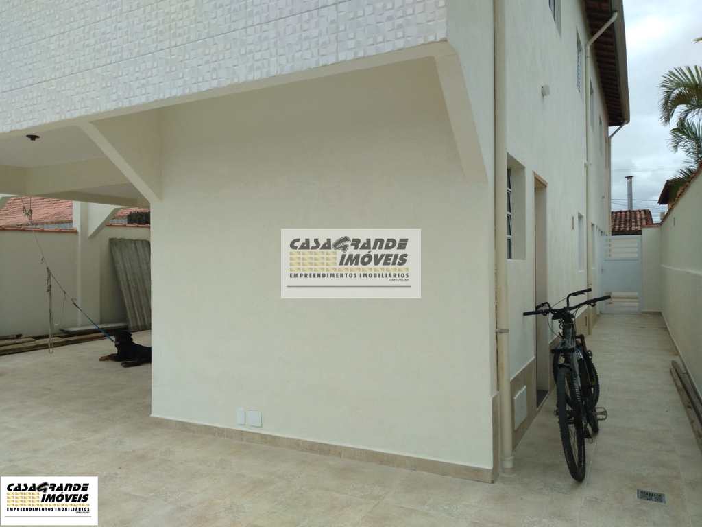 Casa de Condomínio em Praia Grande, no bairro Maracanã