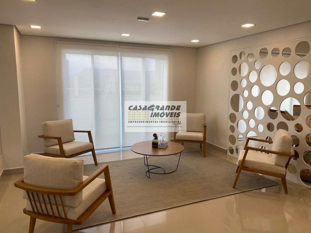 Apartamento em Praia Grande, no bairro Caiçara
