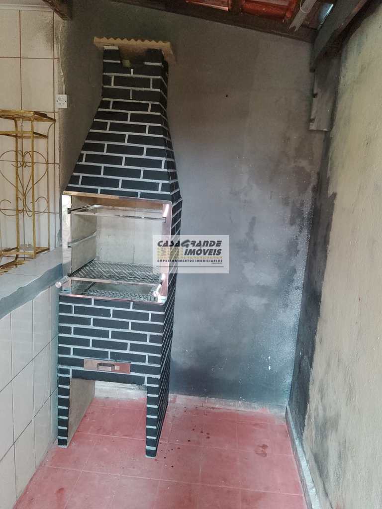 Casa em Praia Grande, no bairro Ocian