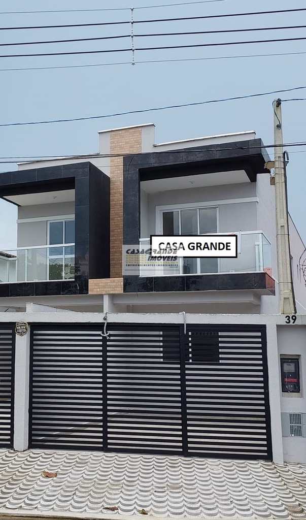 Sobrado em Praia Grande, no bairro Solemar