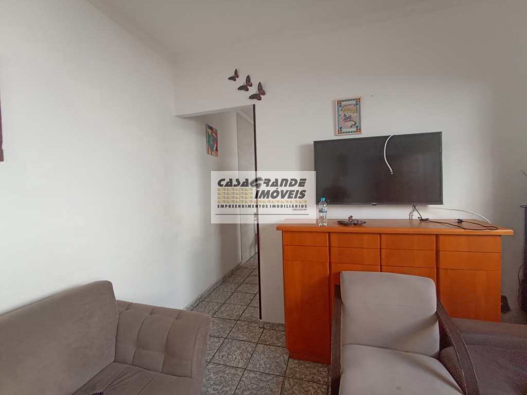 Casa em Praia Grande, no bairro Maracanã