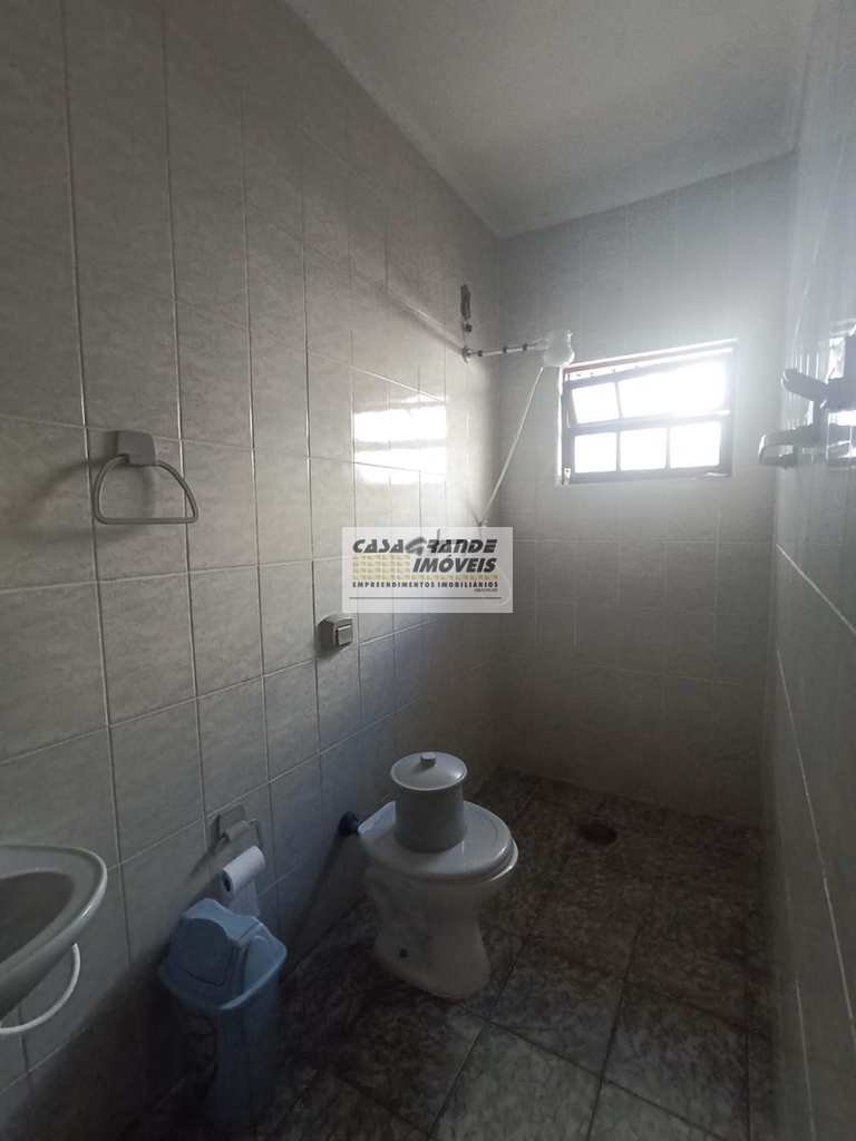 Casa em Praia Grande, no bairro Maracanã