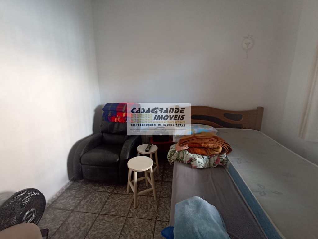 Casa em Praia Grande, no bairro Maracanã