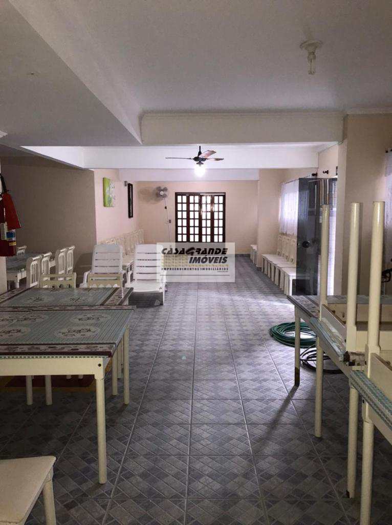 Apartamento em Praia Grande, no bairro Caiçara