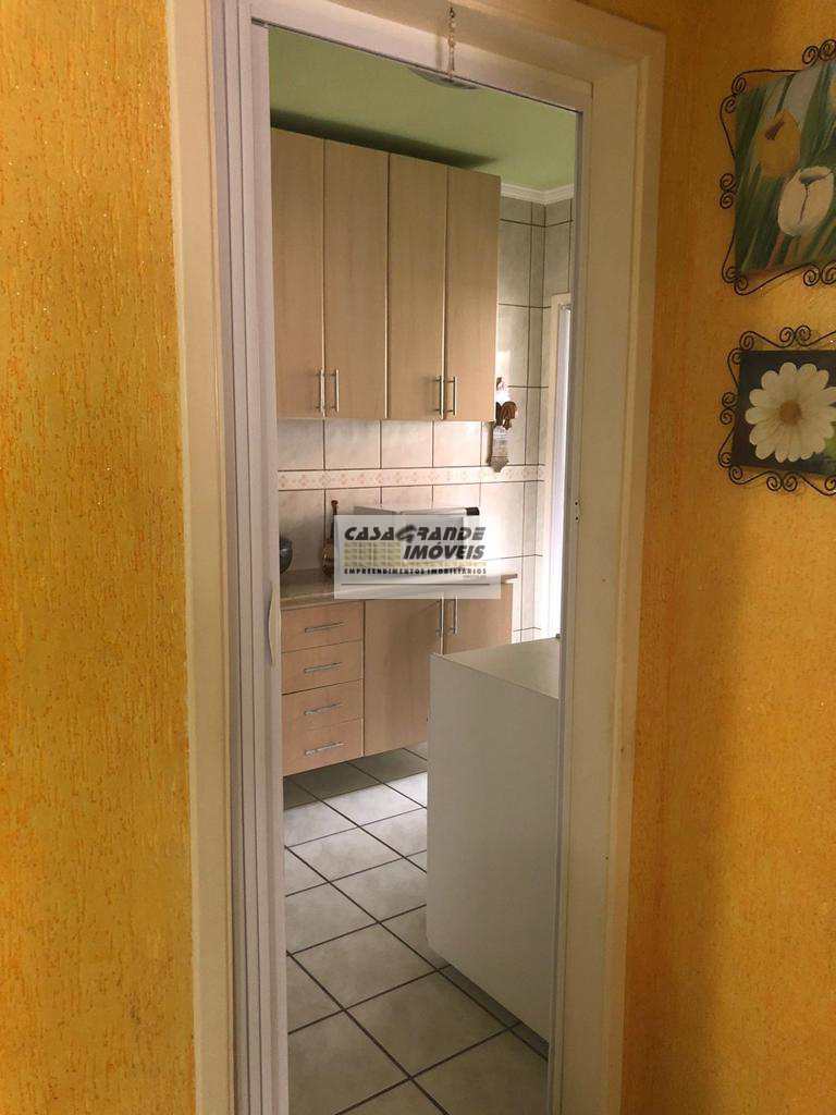Apartamento em Praia Grande, no bairro Caiçara