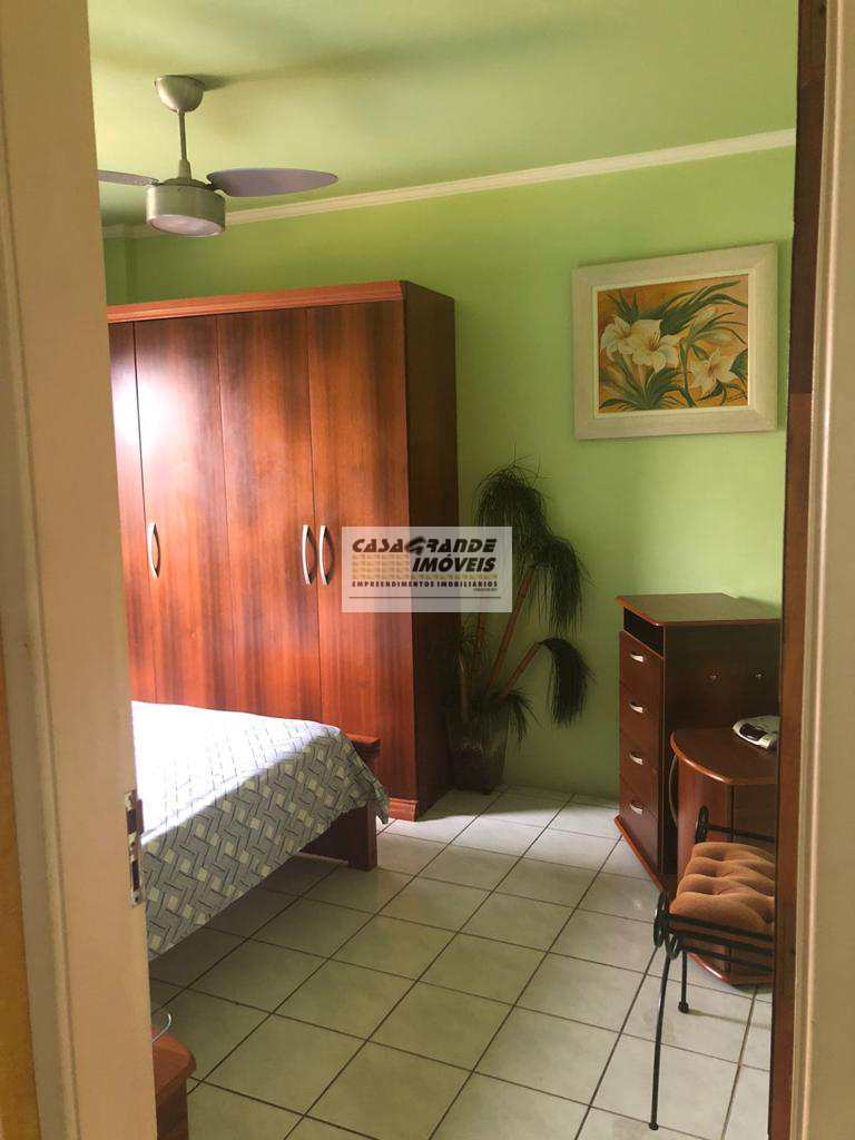 Apartamento em Praia Grande, no bairro Caiçara