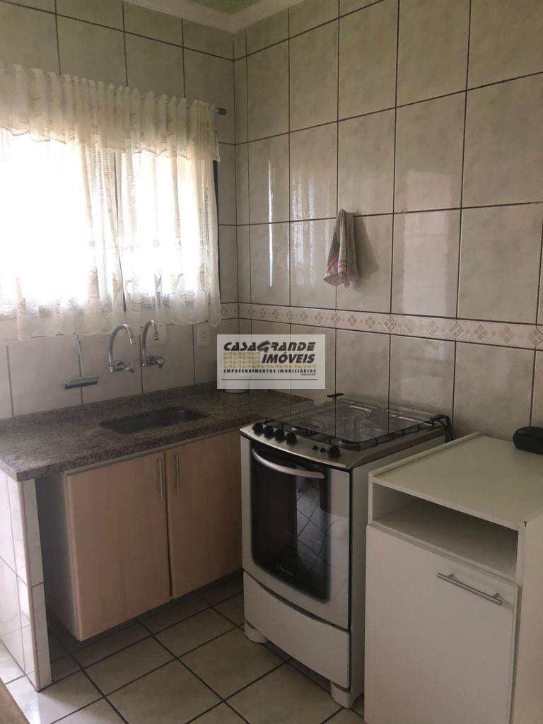 Apartamento em Praia Grande, no bairro Caiçara