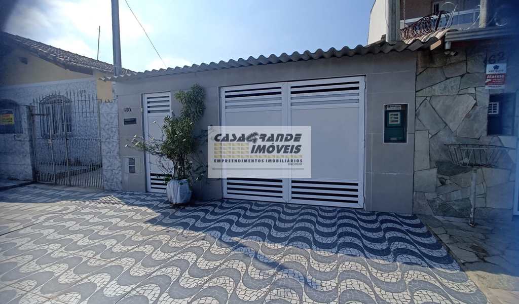 Casa em Praia Grande, bairro Tupi