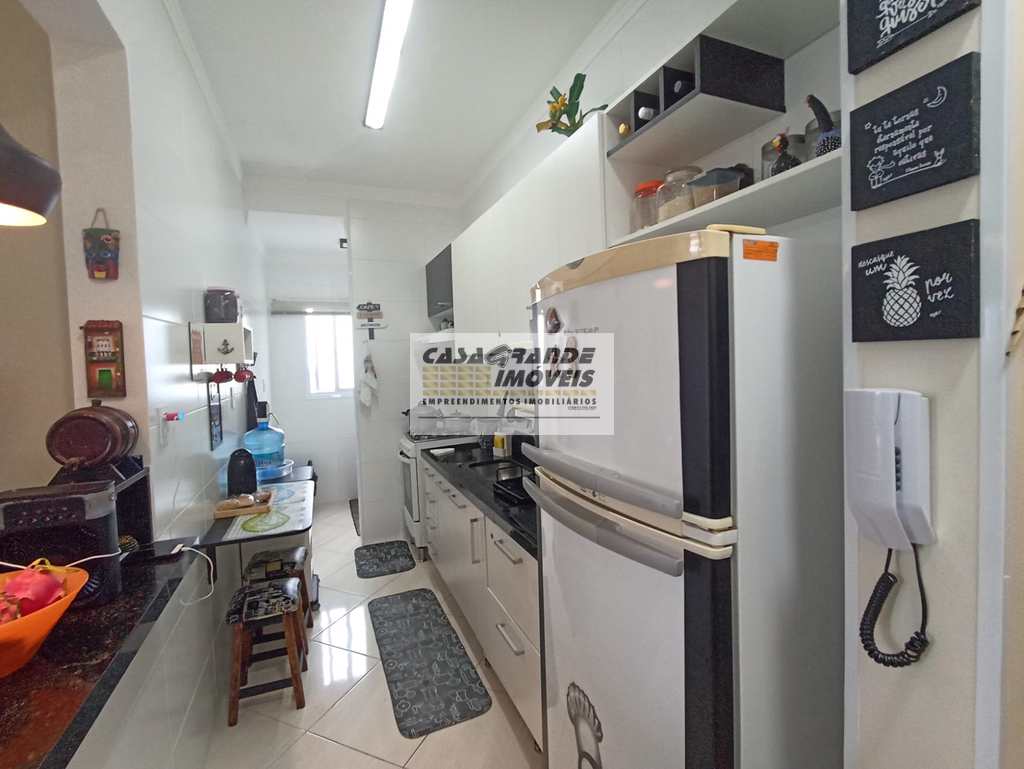 Apartamento em Praia Grande, no bairro Caiçara
