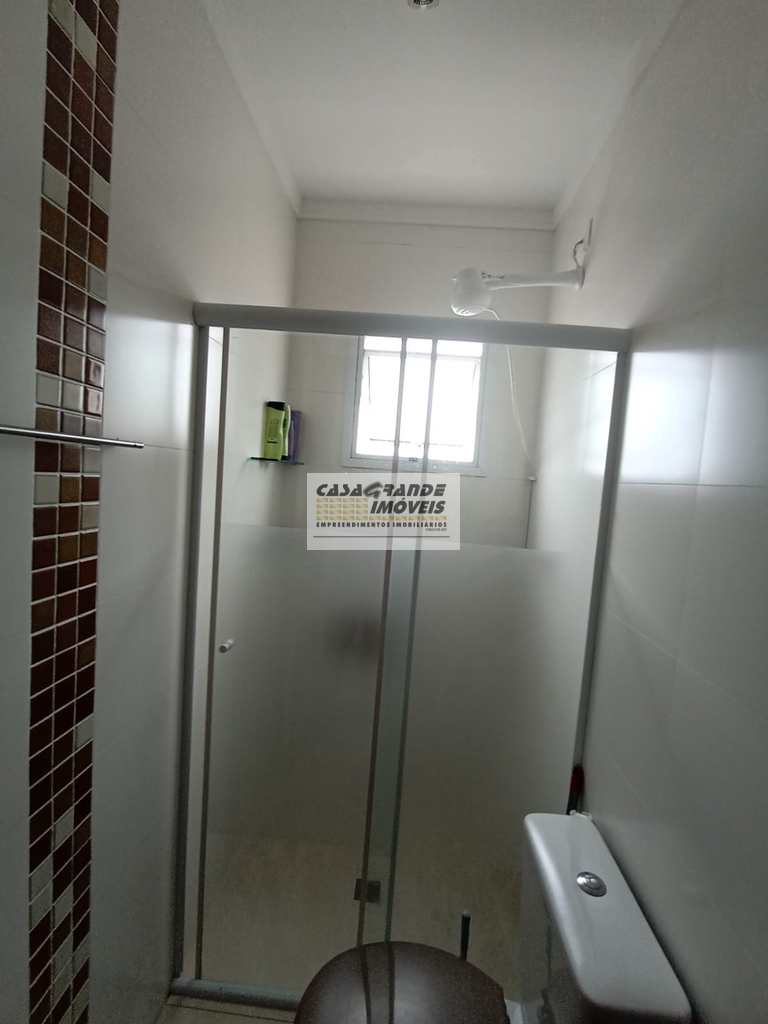 Apartamento em Praia Grande, no bairro Caiçara