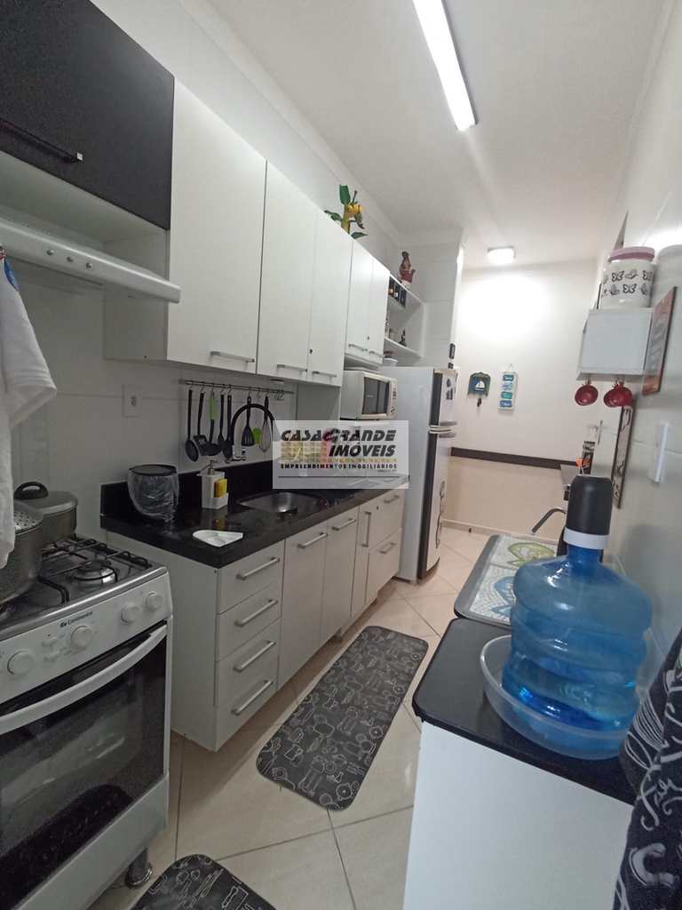 Apartamento em Praia Grande, no bairro Caiçara