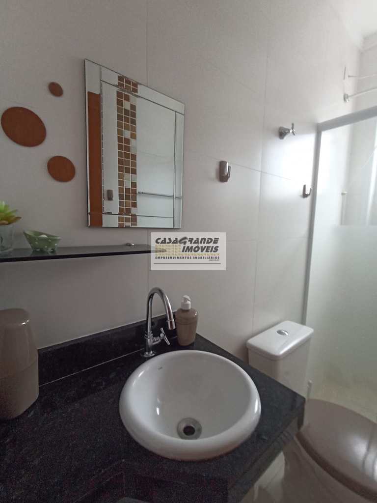 Apartamento em Praia Grande, no bairro Caiçara