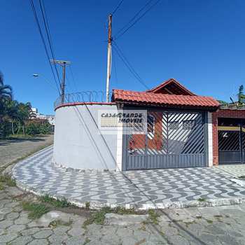 Casa em Praia Grande, bairro Maracanã