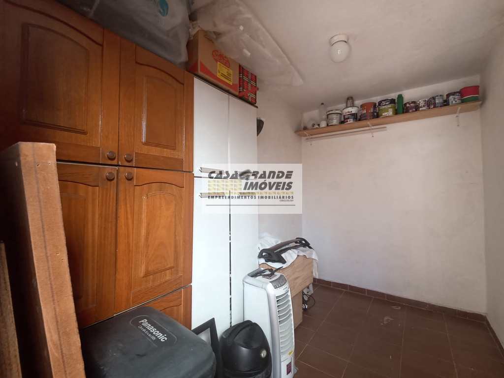 Casa em Praia Grande, no bairro Maracanã