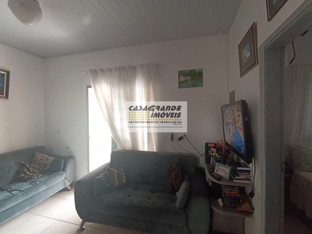 Sobrado de Condomínio em Praia Grande, no bairro Caiçara