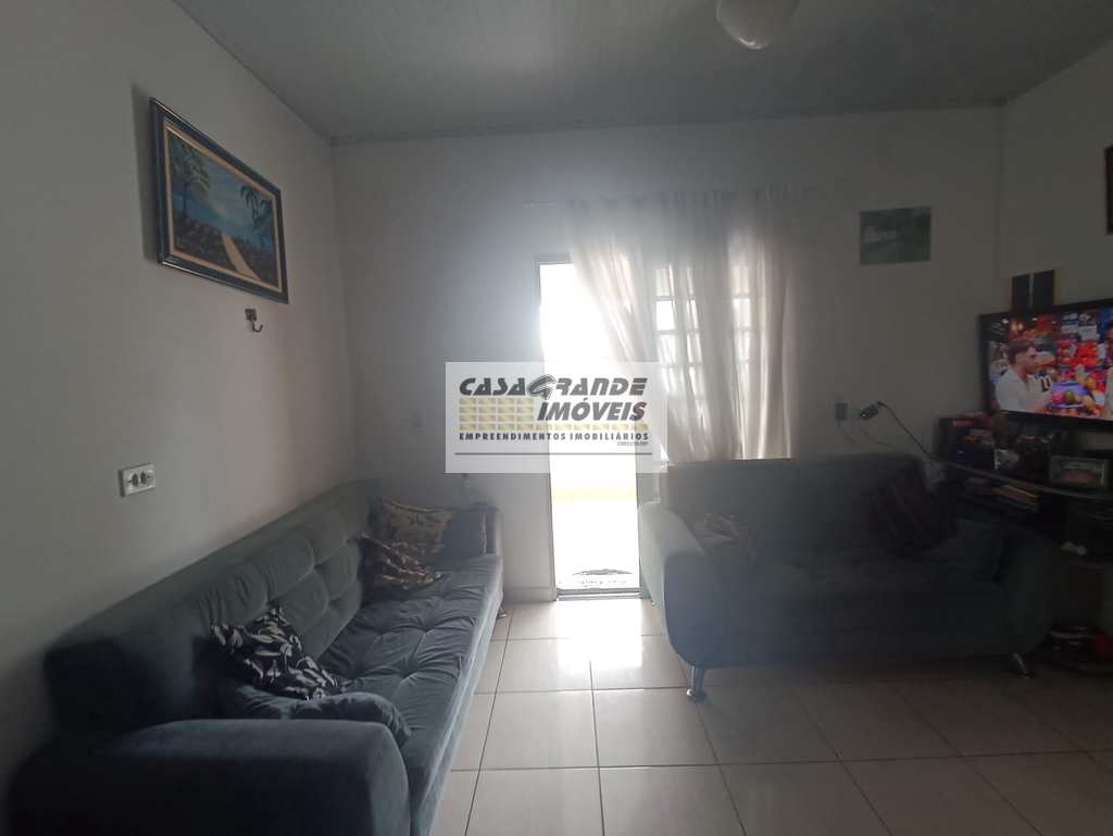 Sobrado de Condomínio em Praia Grande, no bairro Caiçara