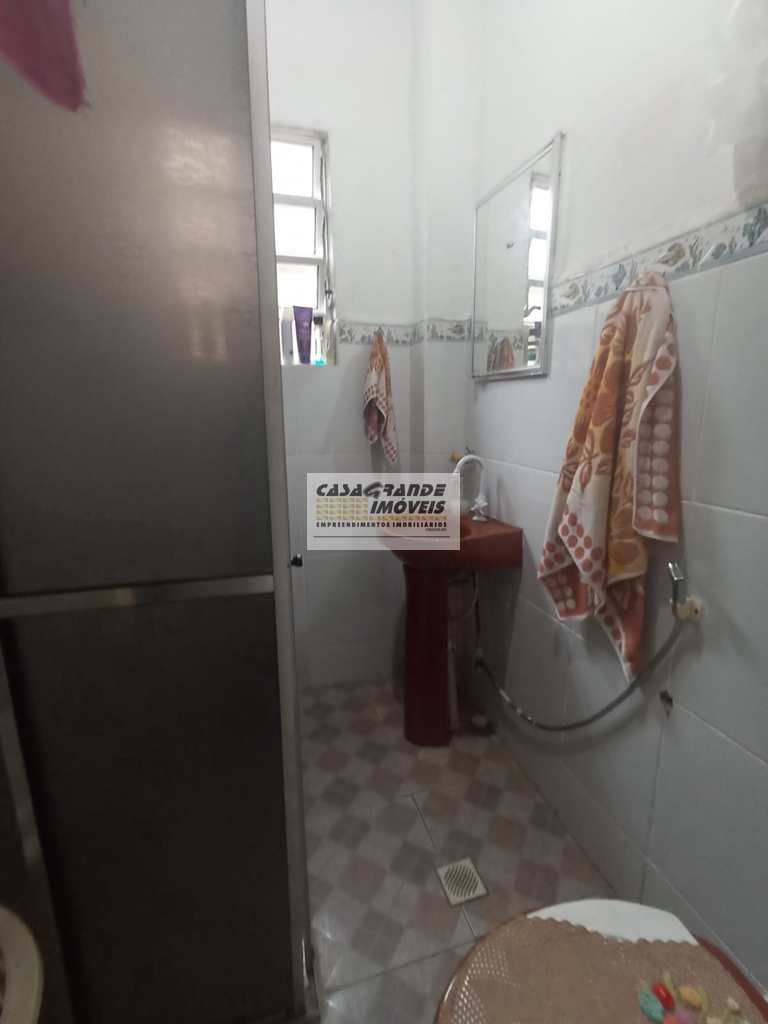 Sobrado de Condomínio em Praia Grande, no bairro Caiçara