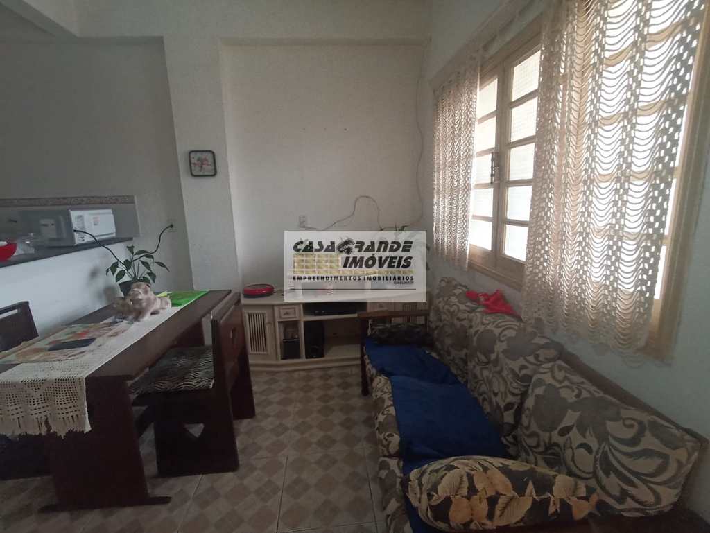 Sobrado de Condomínio em Praia Grande, no bairro Caiçara