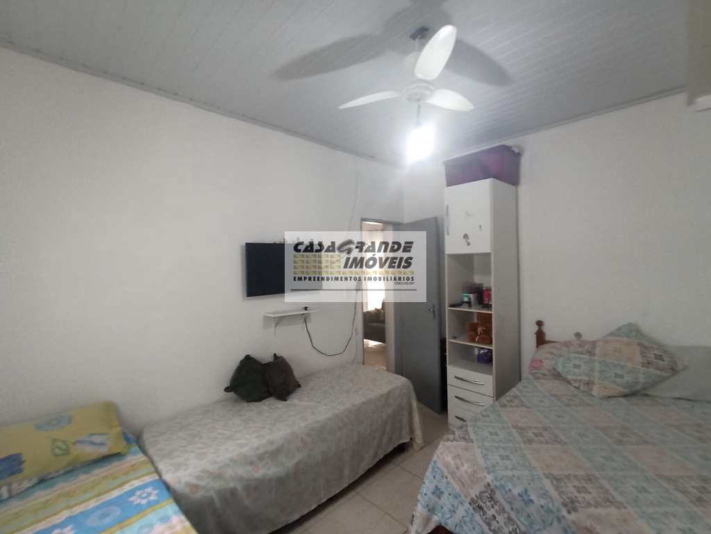 Sobrado de Condomínio em Praia Grande, no bairro Caiçara