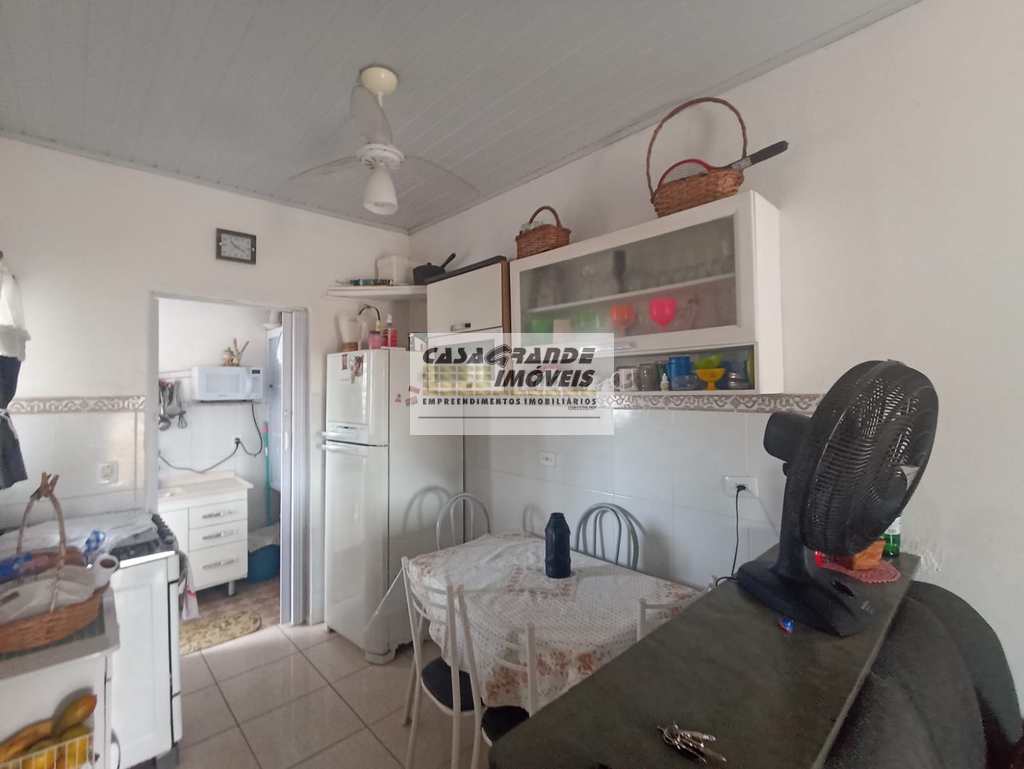 Sobrado de Condomínio em Praia Grande, no bairro Caiçara