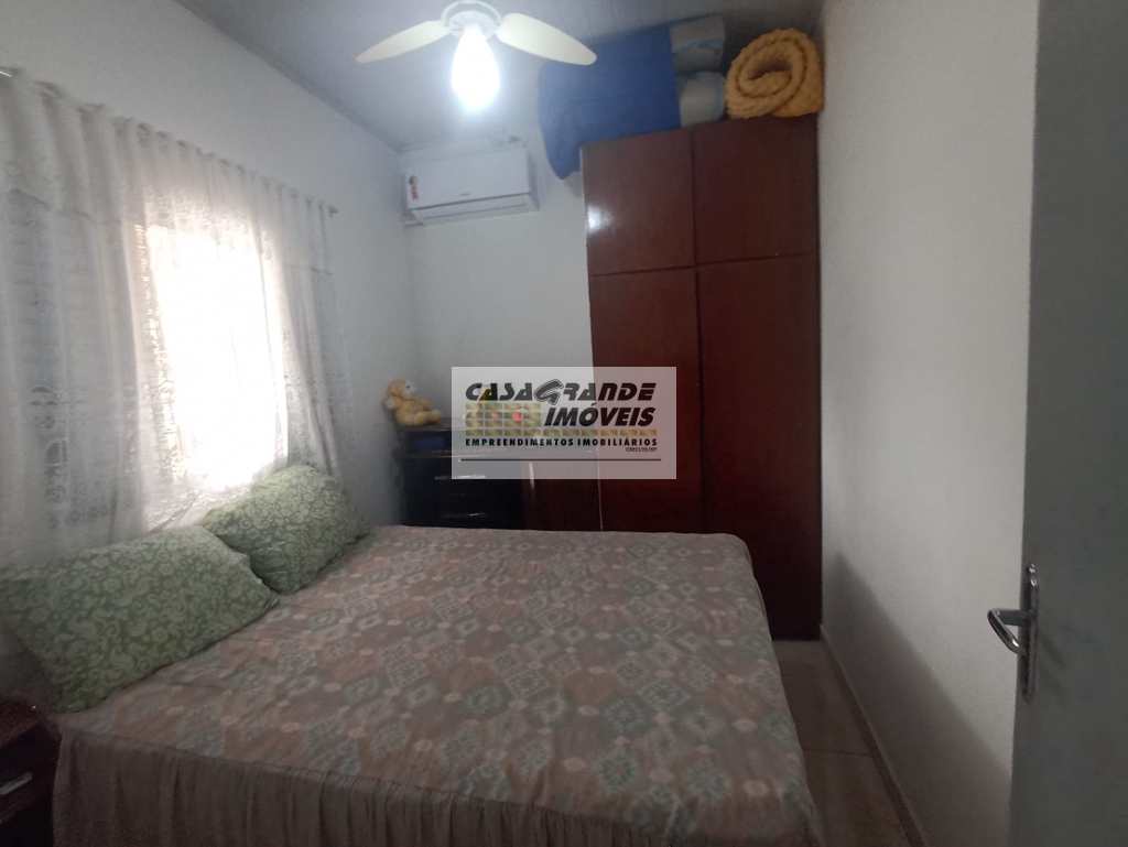 Sobrado de Condomínio em Praia Grande, no bairro Caiçara
