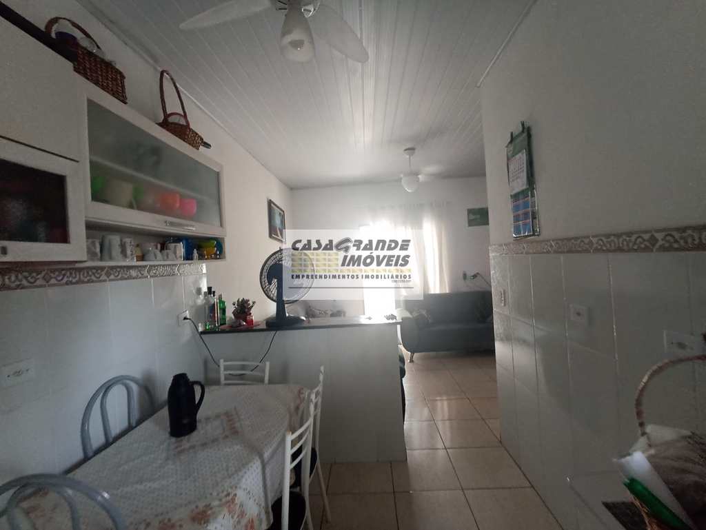 Sobrado de Condomínio em Praia Grande, no bairro Caiçara