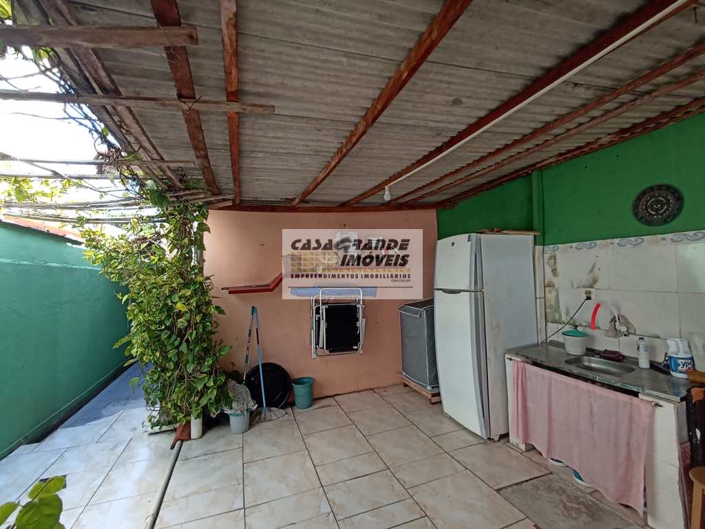 Casa em Praia Grande, no bairro Maracanã