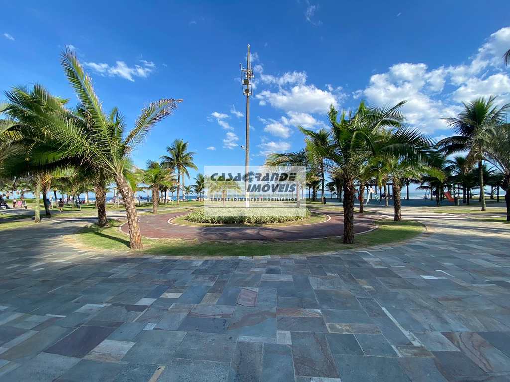 Apartamento em Praia Grande, no bairro Caiçara