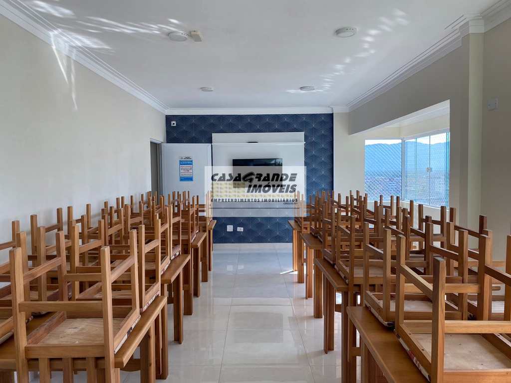 Apartamento em Praia Grande, no bairro Caiçara