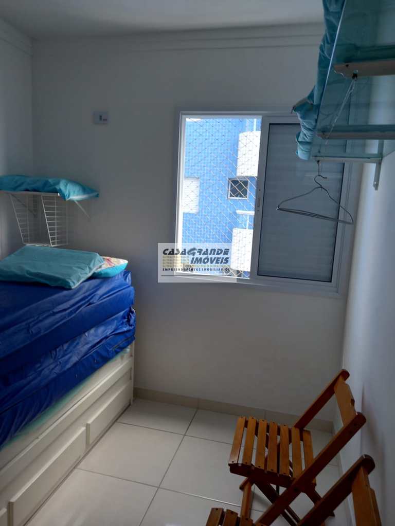 Apartamento em Praia Grande, no bairro Maracanã