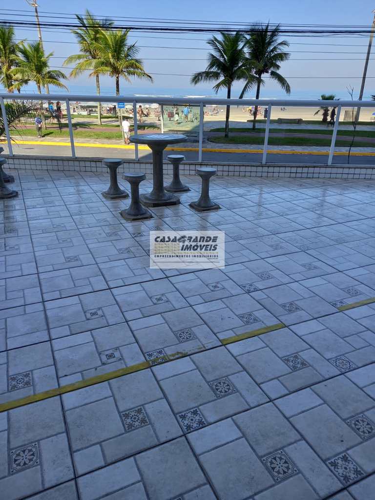 Apartamento em Praia Grande, no bairro Maracanã