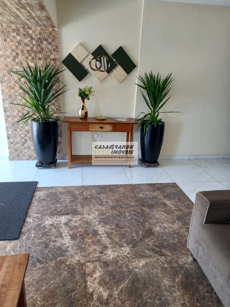 Apartamento em Praia Grande, no bairro Maracanã
