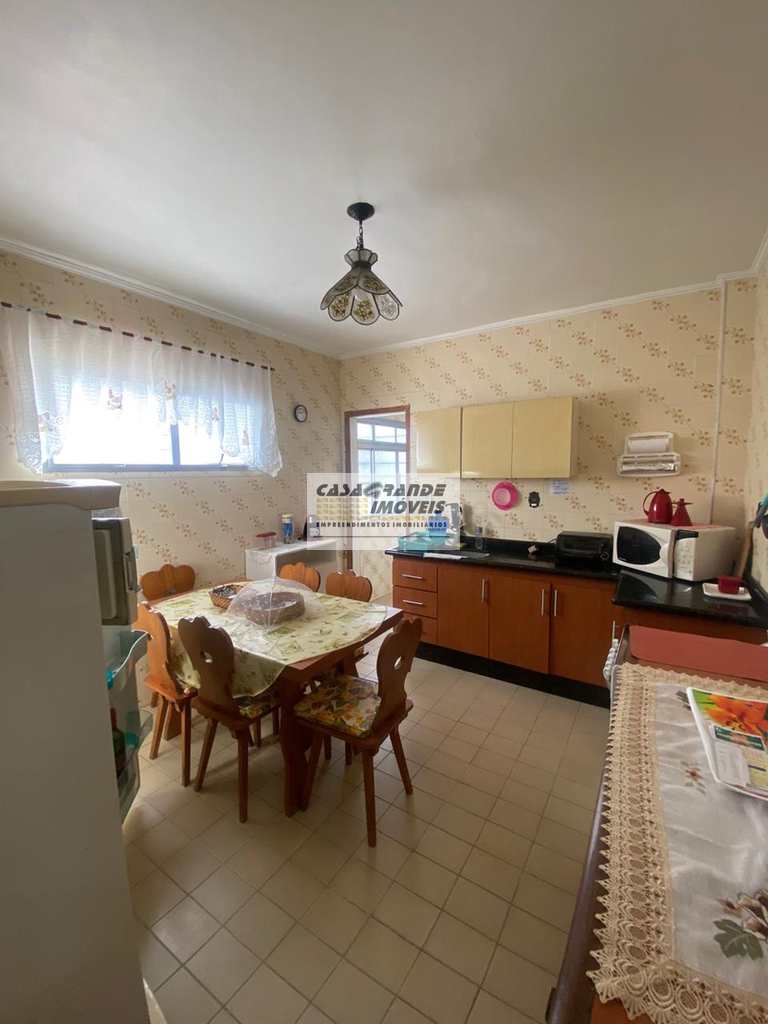 Apartamento em Praia Grande, no bairro Caiçara