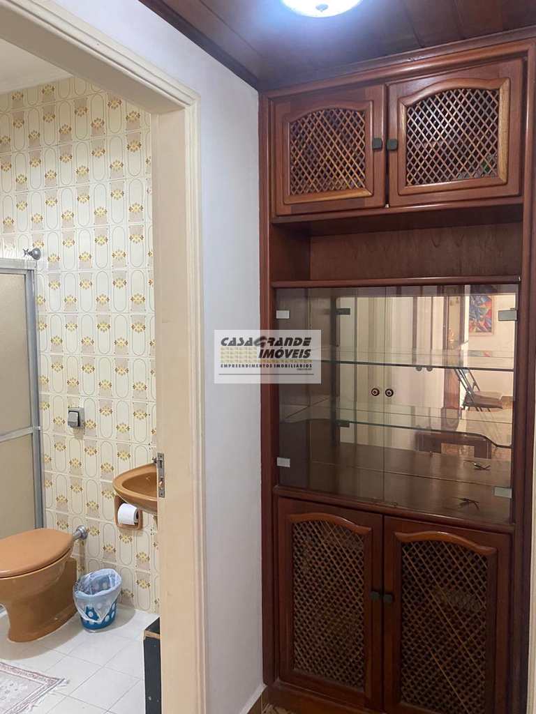 Apartamento em Praia Grande, no bairro Caiçara
