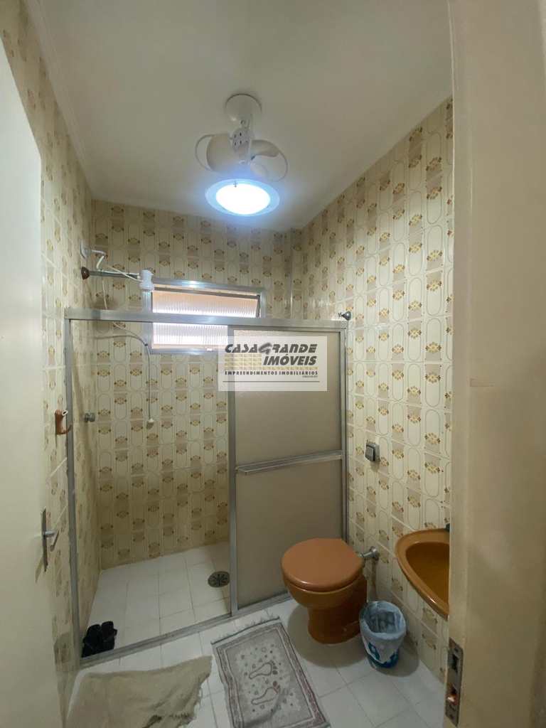 Apartamento em Praia Grande, no bairro Caiçara