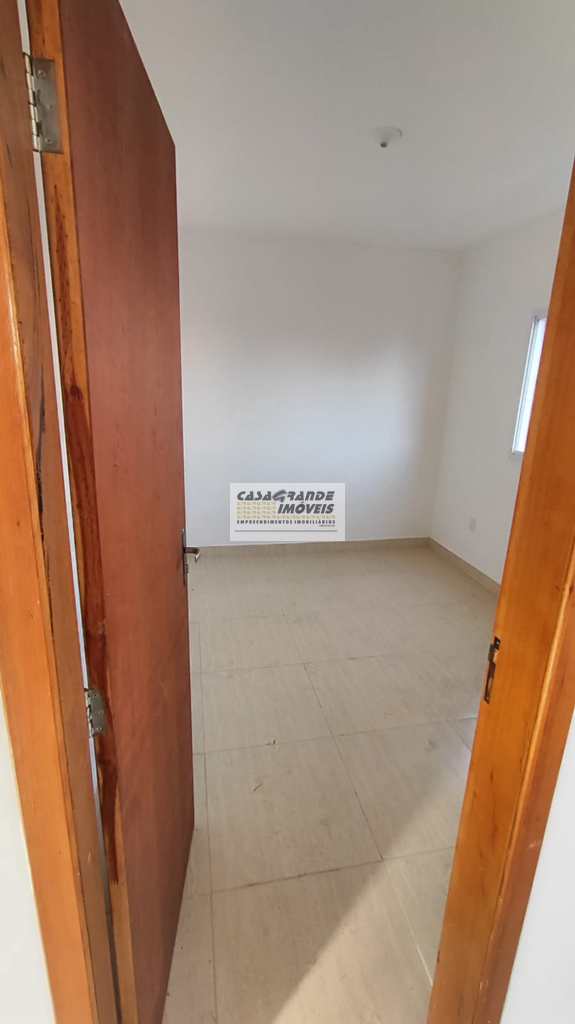 Casa de Condomínio em Praia Grande, no bairro Real