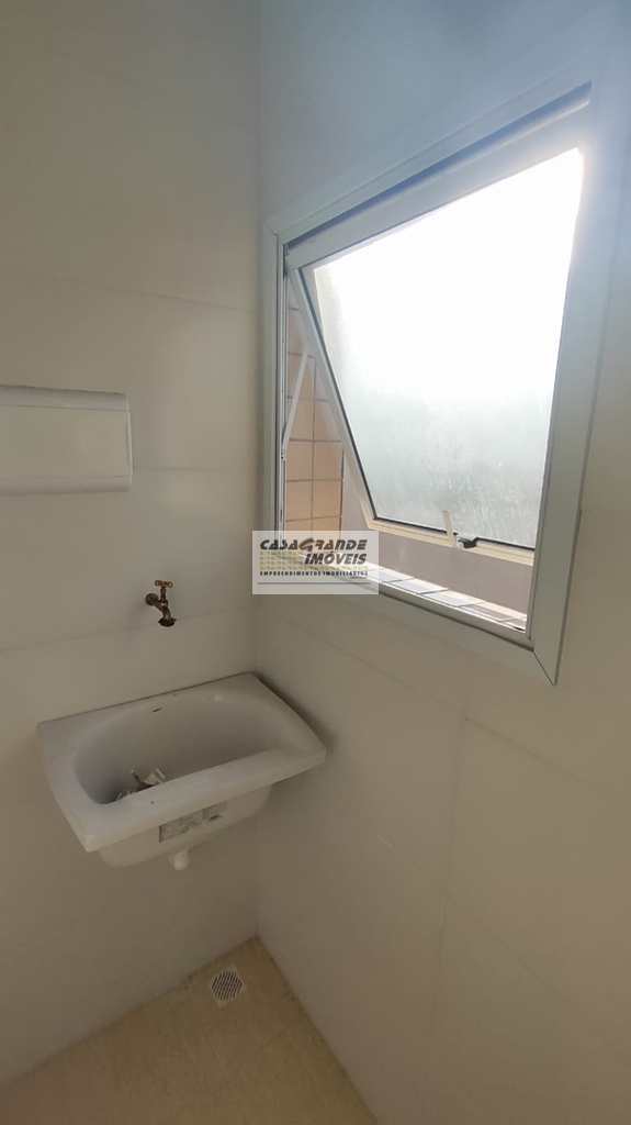 Casa de Condomínio em Praia Grande, no bairro Real
